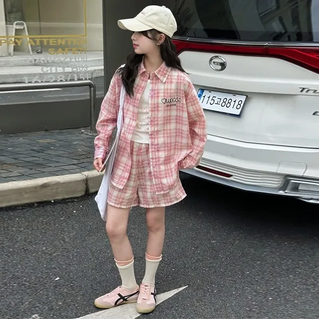 비비키드 여아 여름 영문 레터링 체크 긴팔 셔츠 쓰리피스 상하복 세트 가격 추이 비비키드 여아 여름 영문 레터링 체크 긴팔 셔츠 쓰리피스 상하복 세트 - 최저가 36,800원