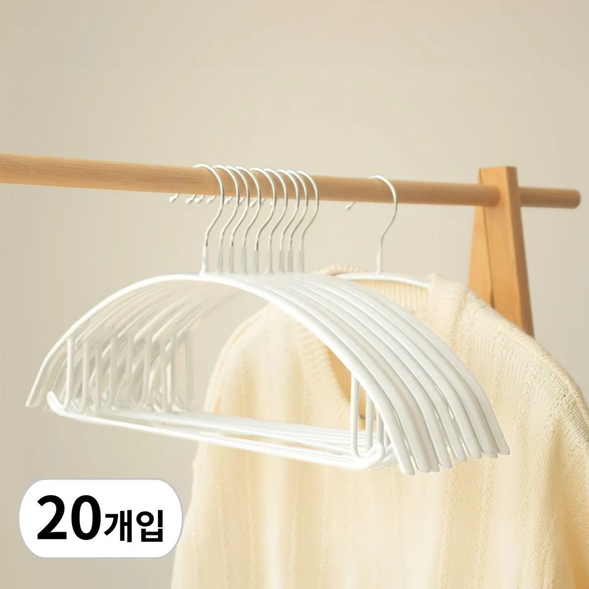 카사비바 주우재 어깨뿔방지 알루미늄 옷걸이 가격 추이 카사비바 주우재 어깨뿔방지 알루미늄 옷걸이 - 최저가 20,900원