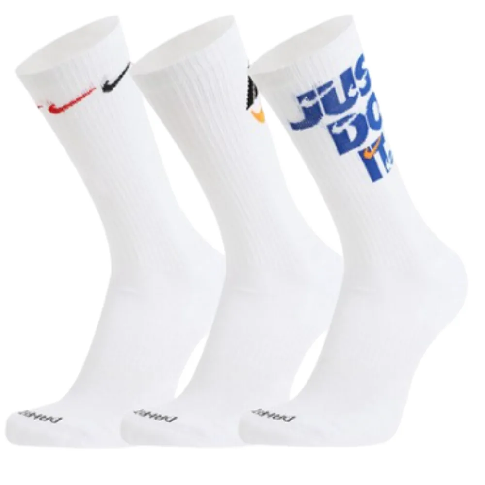 나이키 에브리데이 플러스 쿠션 크루 삭스 3켤레 DH3822-902 가격 추이 나이키 에브리데이 플러스 쿠션 크루 삭스 3켤레 DH3822-902 - 최저가 13,500원