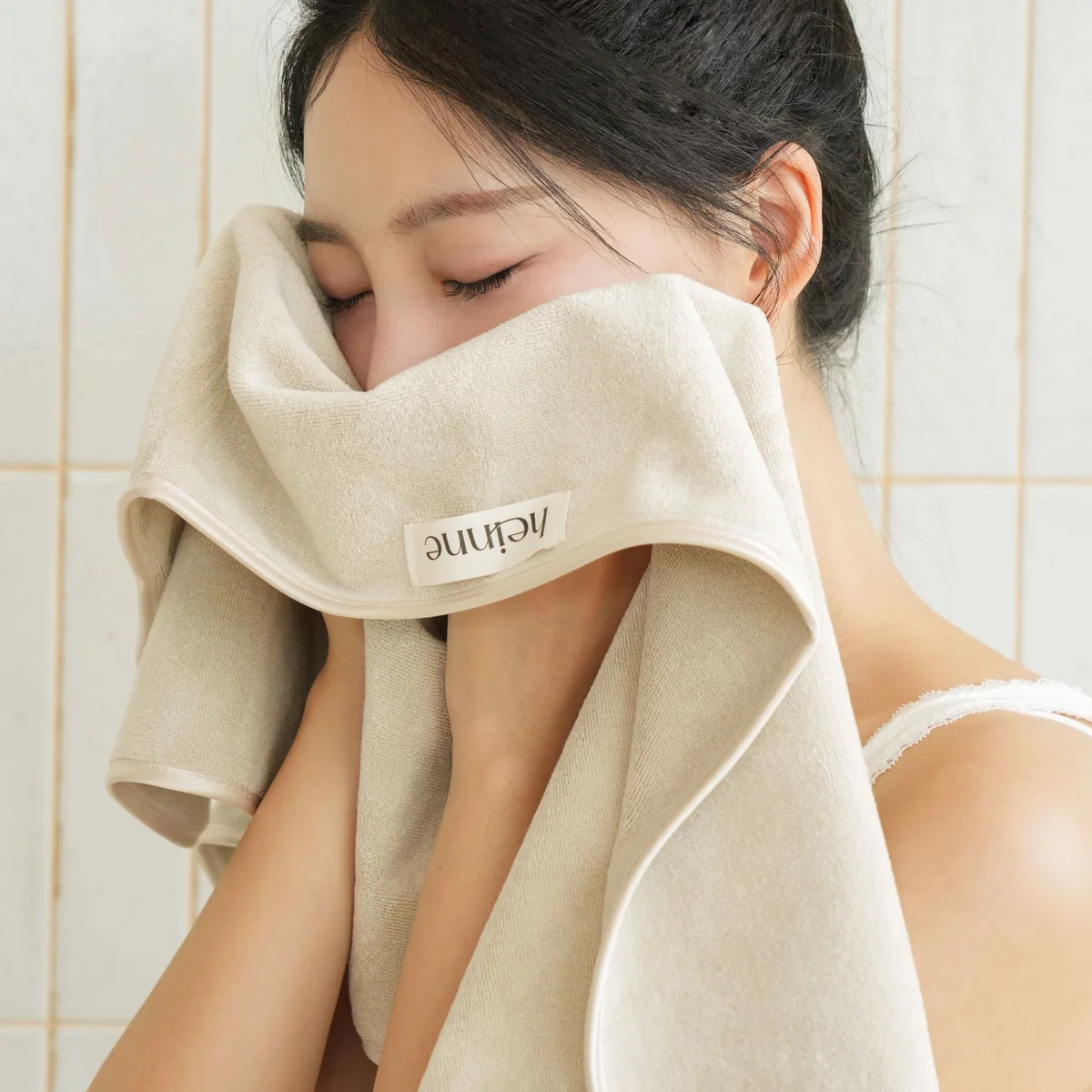 헤인느 먼지없는 프리미엄 호텔 수건 가격 추이 헤인느 먼지없는 프리미엄 호텔 수건 - 최저가 15,800원