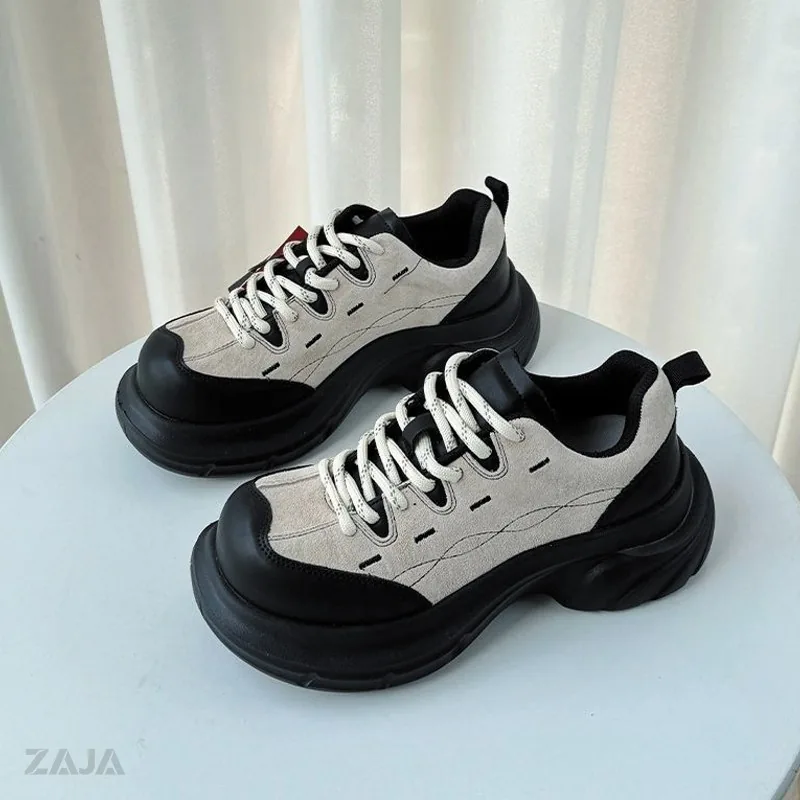 ZAJA 여성 데일리 스웨드 키높이 운동화 6cm 가격 추이 ZAJA 여성 데일리 스웨드 키높이 운동화 6cm - 최저가 46,830원